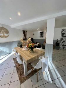 For sale Chateau-l'eveque 5 rooms 130 m2 Dordogne (24460) photo 3