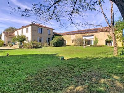 For sale Seissan 11 rooms 377 m2 Gers (32260) photo 0