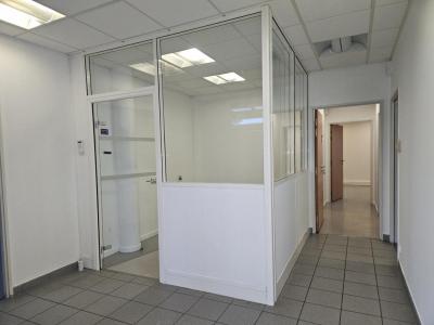 Acheter Commerce 127 m2 Vaires-sur-marne