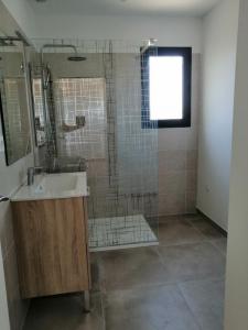 For sale Saint-jean-lasseille 4 rooms 80 m2 Pyrenees orientales (66300) photo 3