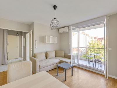 For rent Villeurbanne 1 room 43 m2 Rhone (69100) photo 2