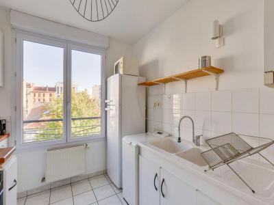 For rent Villeurbanne 1 room 43 m2 Rhone (69100) photo 4
