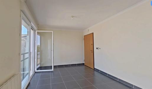 For rent Nantes 1 room 21 m2 Loire atlantique (44000) photo 0