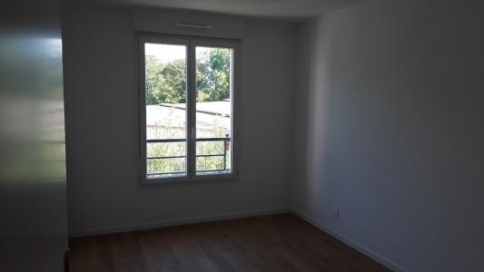 For rent Ozoir-la-ferriere 3 rooms 60 m2 Seine et marne (77330) photo 3