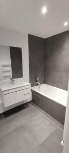 For rent Noisy-le-grand 3 rooms 57 m2 Seine saint denis (93160) photo 1