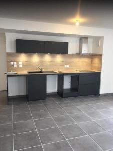 For rent Lyon-9eme-arrondissement 2 rooms 50 m2 Rhone (69009) photo 1