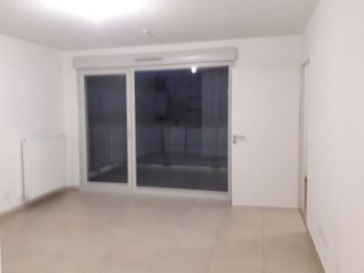 For rent Lyon-7eme-arrondissement 2 rooms 39 m2 Rhone (69007) photo 0