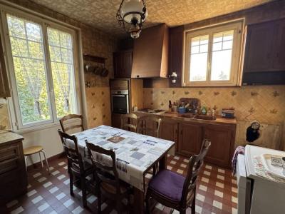 For sale RSIDENTIEL 7 rooms 151 m2 Cher (18200) photo 4
