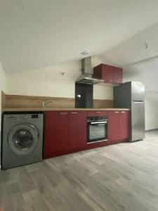 For sale gare   pharmacie 3 rooms 62 m2 Haute vienne (87700) photo 0