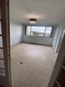Louer Appartement 75 m2 Marseille-15eme-arrondissement