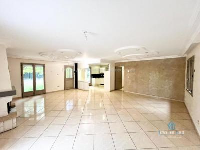 For sale Moirans 4 rooms 114 m2 Isere (38430) photo 2