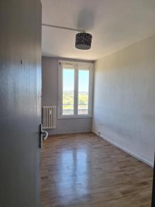 For rent Nimes 6 rooms 130 m2 Gard (30000) photo 3