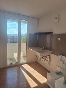 For rent Frejus 4 rooms 67 m2 Var (83600) photo 1