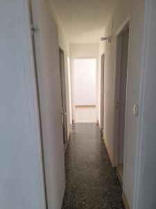 For rent Frejus 4 rooms 67 m2 Var (83600) photo 4