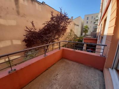 For rent Lyon-7eme-arrondissement 3 rooms 73 m2 Rhone (69007) photo 3