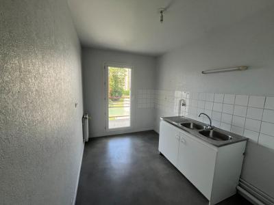 For sale Mans 3 rooms 71 m2 Sarthe (72000) photo 4