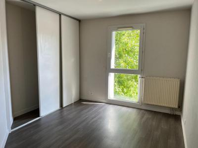 For sale Mans 4 rooms 81 m2 Sarthe (72000) photo 4