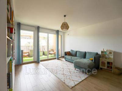 Acheter Appartement 76 m2 Beaurecueil