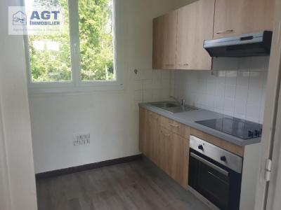 For rent Beauvais 4 rooms 87 m2 Oise (60000) photo 1