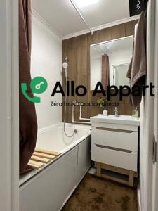 For rent Lyon-8eme-arrondissement 2 rooms 41 m2 Rhone (69008) photo 3