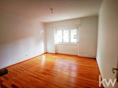 For sale Strasbourg 4 rooms 81 m2 Bas rhin (67100) photo 2