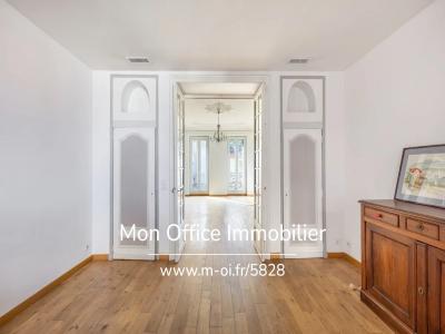 For sale Marseille-6eme-arrondissement 5 rooms 125 m2 Bouches du Rhone (13006) photo 2