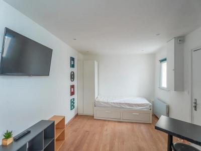 For sale Clichy 1 room 20 m2 Hauts de Seine (92110) photo 3