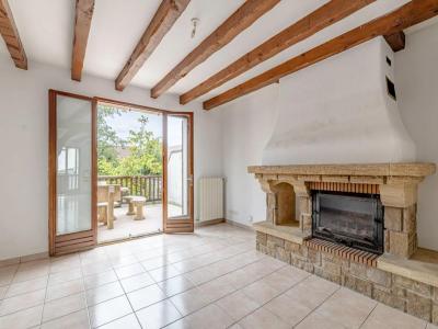 For sale Ris-orangis 6 rooms 132 m2 Essonne (91130) photo 0