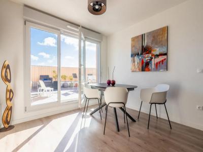 For sale Bagnolet 3 rooms 69 m2 Seine saint denis (93170) photo 1