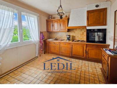 For sale Agen 4 rooms 94 m2 Lot et garonne (47000) photo 2