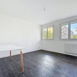 For rent Serris 2 rooms 50 m2 Seine et marne (77700) photo 3