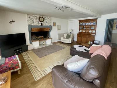 For sale Bouin 6 rooms 139 m2 Deux sevres (79110) photo 3