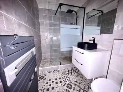 For rent Bussy-saint-georges 2 rooms 43 m2 Seine et marne (77600) photo 4