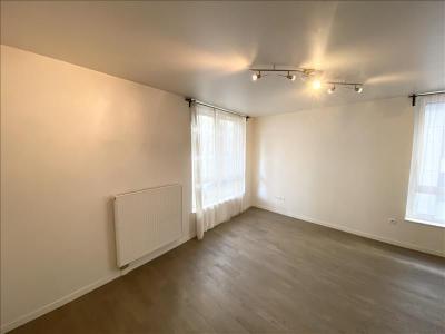 Louer Appartement 63 m2 Colombes