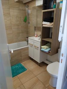 For rent Marseille-3eme-arrondissement 2 rooms 33 m2 Bouches du Rhone (13003) photo 3