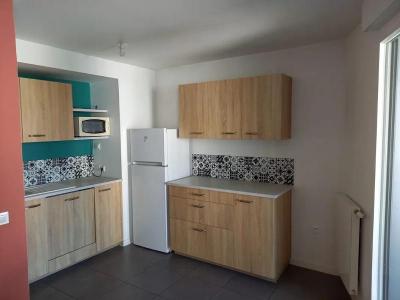 For rent Bordeaux 3 rooms 68 m2 Gironde (33000) photo 0