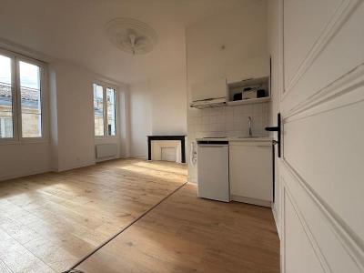 For rent Bordeaux 1 room 24 m2 Gironde (33000) photo 0