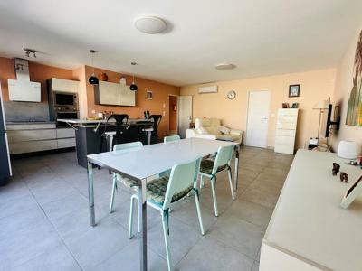 For sale Serignan 3 rooms 95 m2 Herault (34410) photo 2