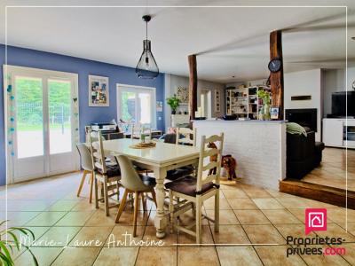 For sale Pierre-de-bresse 8 rooms 182 m2 Saone et loire (71270) photo 2