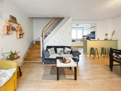 For sale Arbois 4 rooms 82 m2 Jura (39600) photo 0