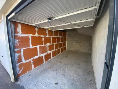 For rent Miramas 1 room 11 m2 Bouches du Rhone (13140) photo 3