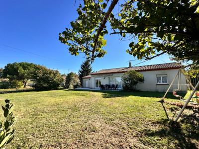 For sale Agen 5 rooms 117 m2 Lot et garonne (47000) photo 2