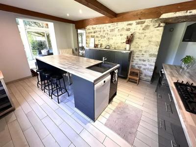 For sale Quincieux 7 rooms 213 m2 Rhone (69650) photo 3