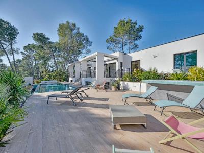 For sale Nimes 11 rooms 400 m2 Gard (30000) photo 1