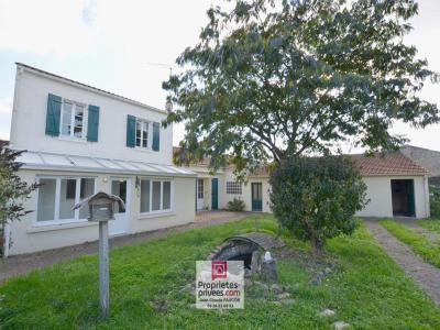 For sale Saint-michel-en-l'herm 6 rooms 141 m2 Vendee (85580) photo 0