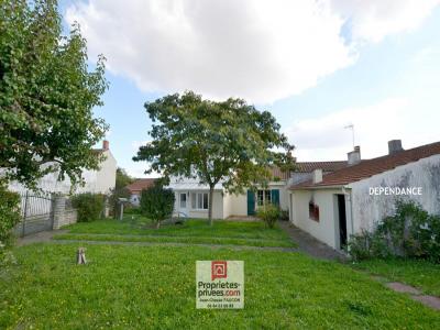 For sale Saint-michel-en-l'herm 6 rooms 141 m2 Vendee (85580) photo 1