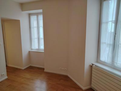 Louer Appartement Lesneven 600 euros