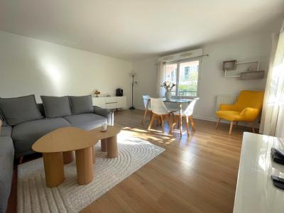 For sale Courbevoie 3 rooms 71 m2 Hauts de Seine (92400) photo 3