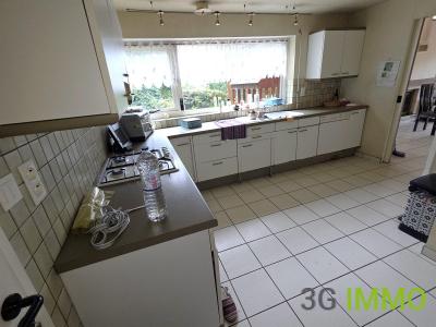 For sale Carhaix-plouguer 5 rooms 125 m2 Finistere (29270) photo 2