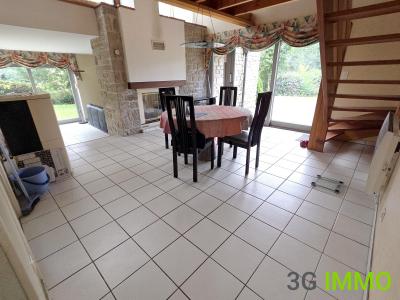 For sale Carhaix-plouguer 5 rooms 125 m2 Finistere (29270) photo 4